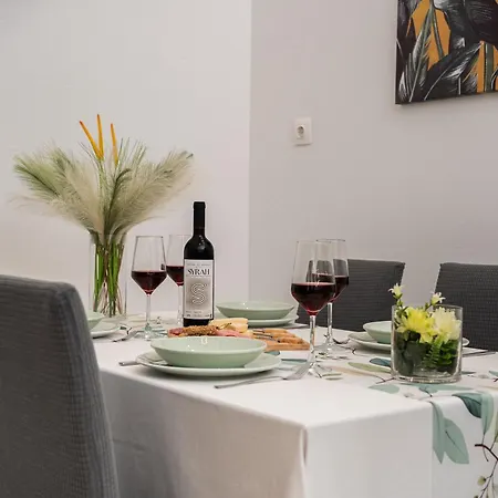 Evdokia's Cozy Appartamento *