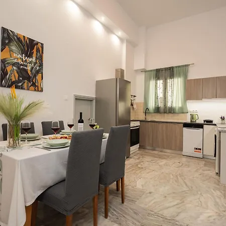 Evdokia's Cozy Appartamento *